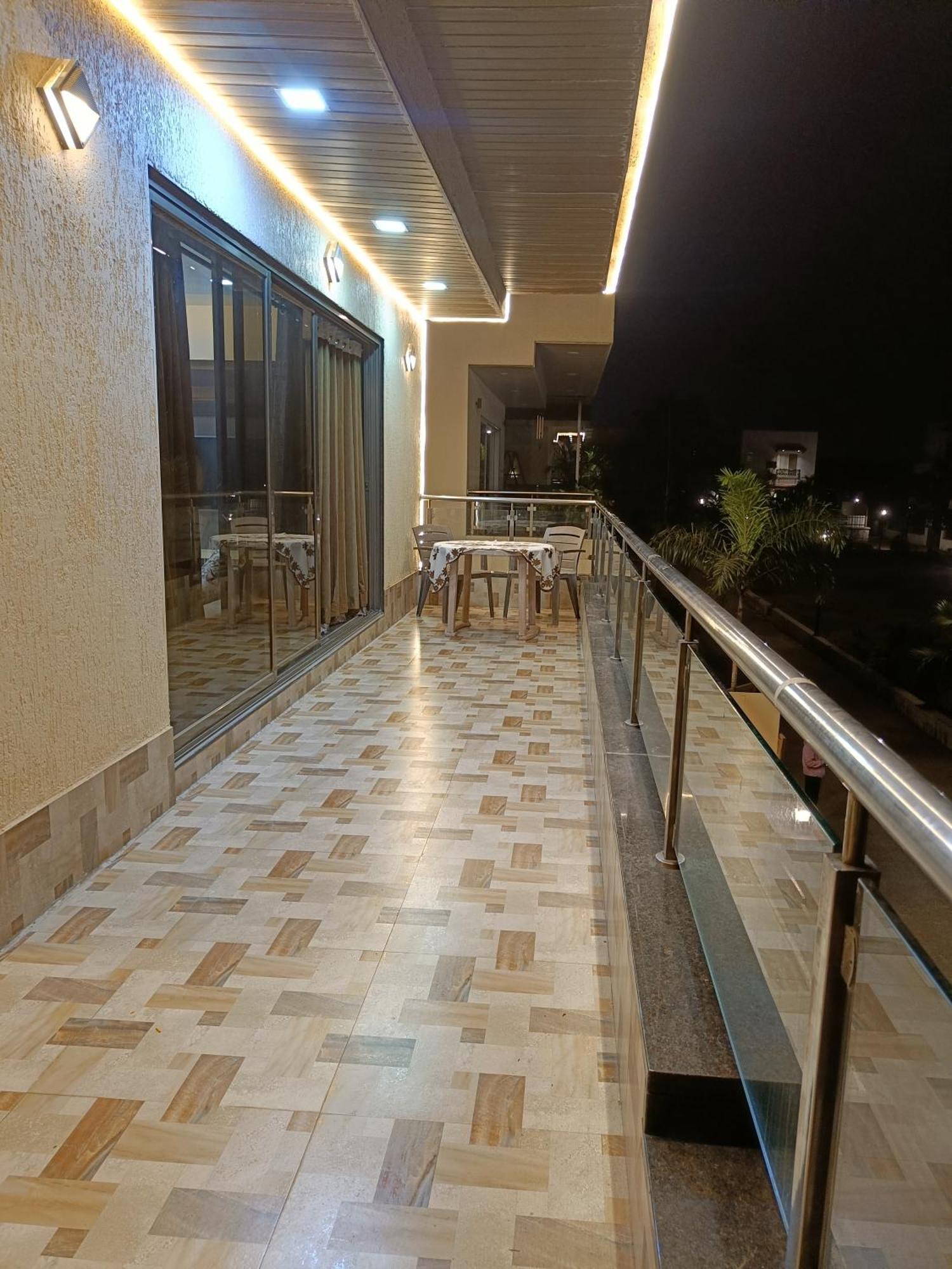 Rain Mist 4Bhk Luxury Villa With Private Pool Лонавала Экстерьер фото